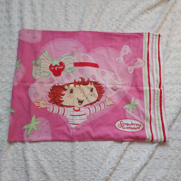 Strawberry Shortcake Pink Standard Pillowcase (1) - Picture 1 of 6